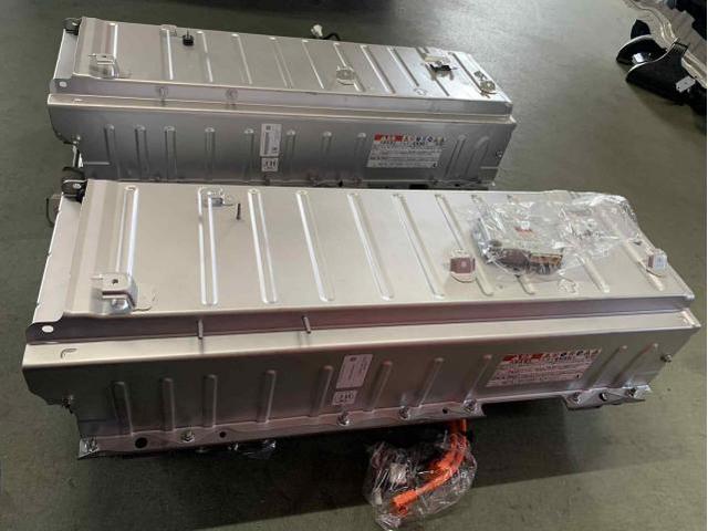 トヨタ　クラウンハイブリッド　ハイブリッドバッテリー交換