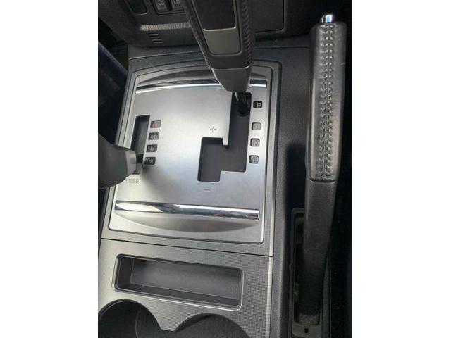 三菱　パジェロ　シフトカバー交換