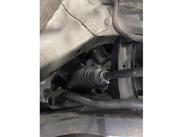 ダイハツ　ムーヴ　左ドライブシャフト・右ラックブーツ・リヤホイールリンダーカップキット交換