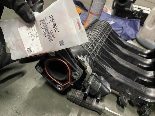 ホンダ　インサイト　プラグ交換・インジェクターパッキング交換・スロットルボディーパッキング交換