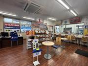 店内の様子です。　お客様のご希望をゆっくりとお伺いできるよう務めております。