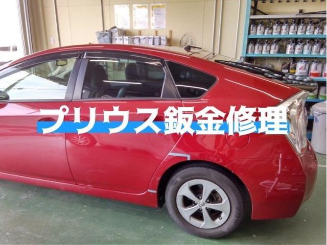 トヨタ プリウス 左後ろタイヤ横(クォーター) キズ・へこみ直し 豊橋市 板金塗装