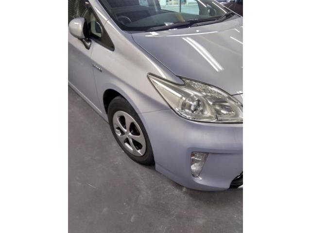 トヨタ　プリウス　フロントバンパー　キズ・へこみ直し　豊橋市　板金塗装