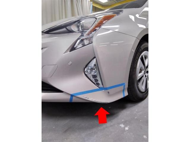 トヨタ　プリウス　フロントバンパー　キズ・へこみ直し　豊橋市　カーコンビニ倶楽部