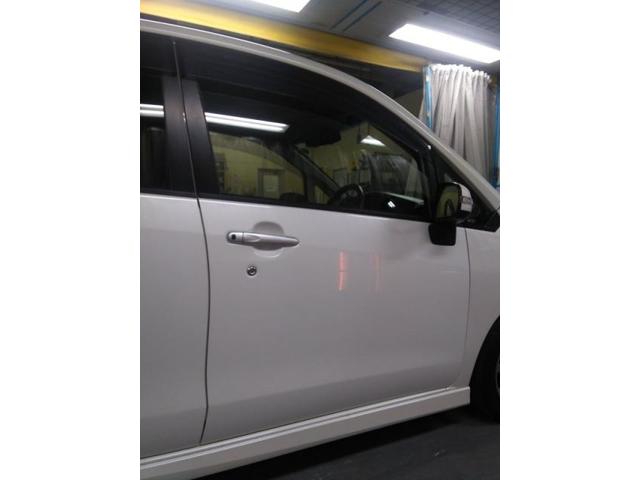 スバル　ステラ　右前ドア　キズ・へこみ直し　豊橋市　カーコンビニ倶楽部