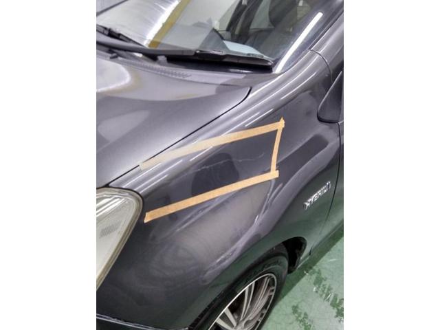 トヨタ　アクア　いたずら線キズ・へこみ直し　ボンネット他塗装豊橋市