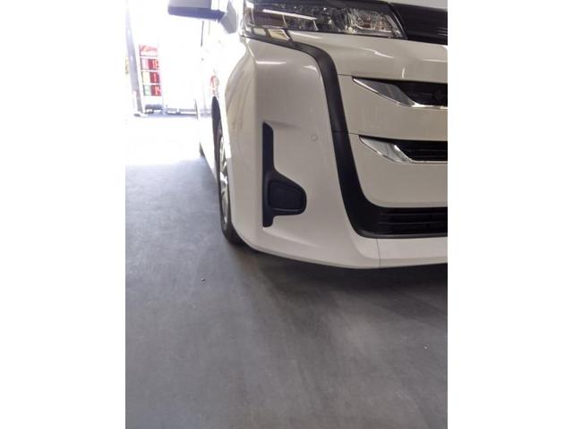 トヨタ　ノア　キズ・へこみ直し