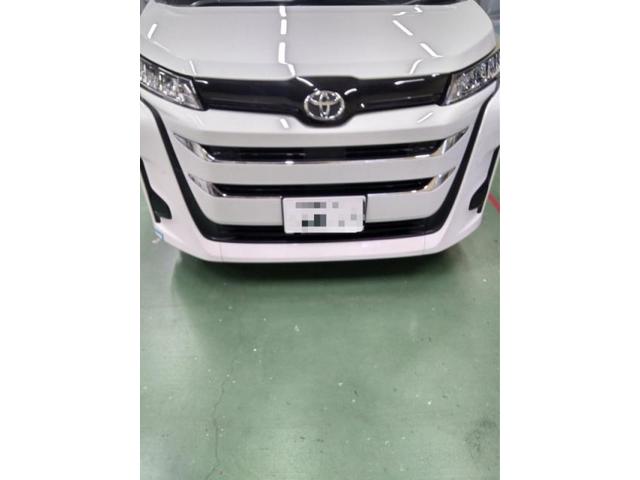 トヨタ　ノア　キズ・へこみ直し