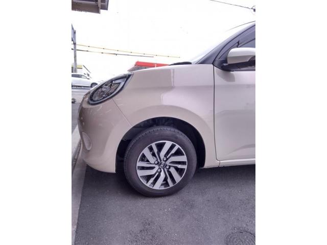 トヨタ　パッソ　前バンパーと前タイヤ上（フェンダー）キズ・へこみ直し　豊橋市カーコンビニ倶楽部