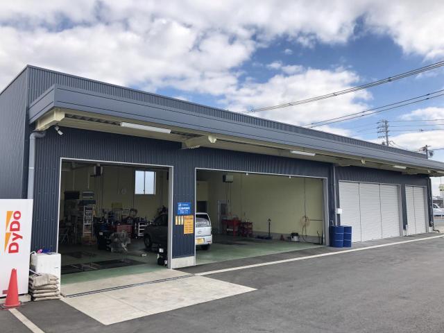 トヨタ　パッソ　前バンパーと前タイヤ上（フェンダー）キズ・へこみ直し　豊橋市カーコンビニ倶楽部