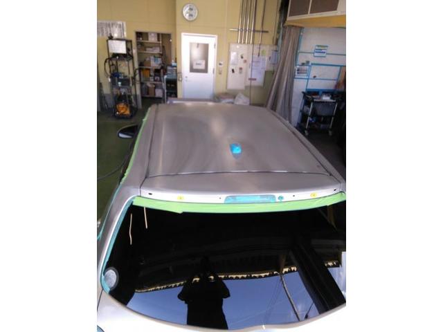 トヨタ　ヴィッツ　バンパーとルーフ他鳥栖劣化　キズ・へこみ直し　豊橋市カーコン工法でお安く修理！