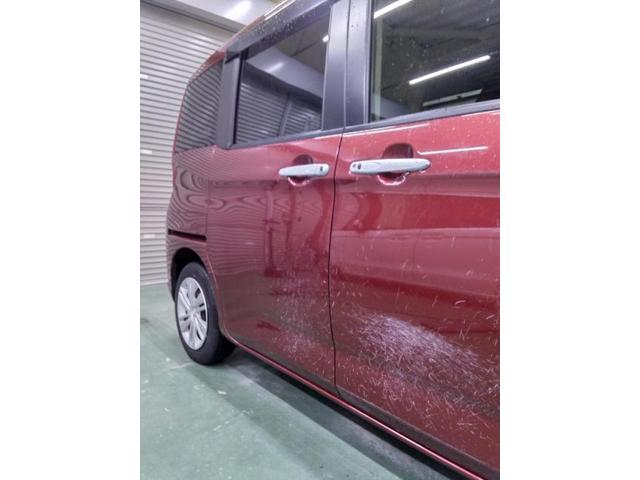 トヨタ　ルーミー　右前後ドア　多数の線キズ・へこみ直し　豊橋市カーコンビニ倶楽部