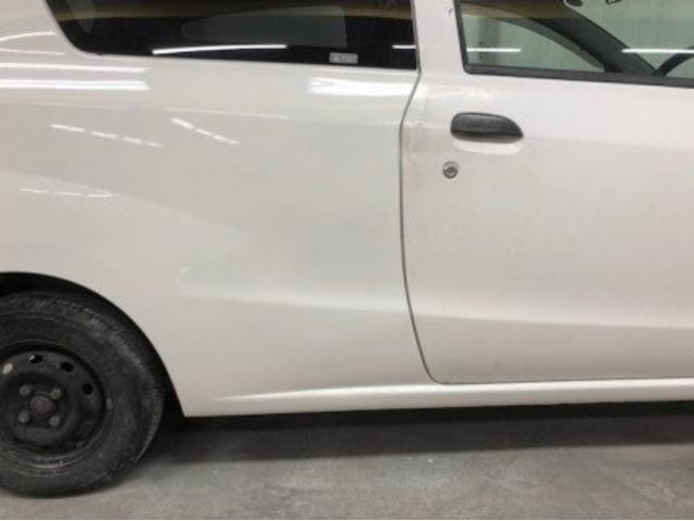 ダイハツ　ミラ　後ろタイヤ上（クォーター）　交換レベルのキズ・へこみ直し　笛吹市　板金塗装