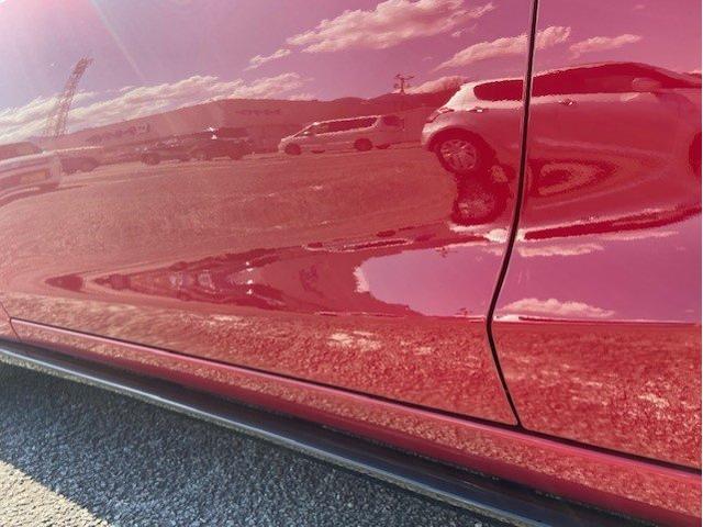 マツダ　デミオ　フロントドア　大きなキズ・へこみ直し　笛吹市　板金塗装