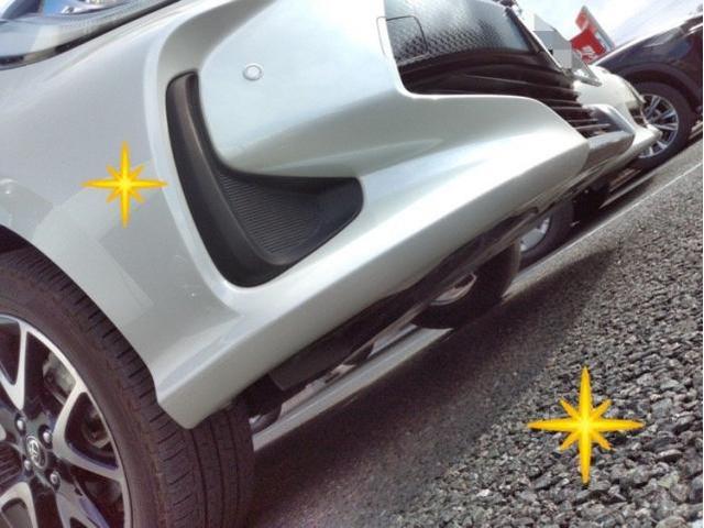 トヨタ　ヤリス　バンパー他キズ・へこみ直し