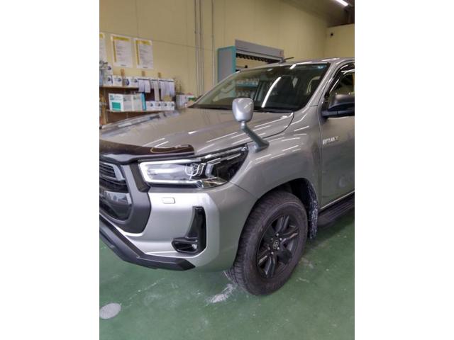 トヨタ　ハイラックスサーフ　フロントバンパーキズ・へこみ直し
