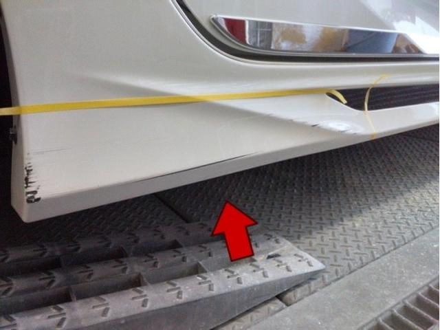 トヨタ プリウス サイドスポイラー キズ・へこみ直し 浜松市 板金塗装カーコンビニ倶楽部