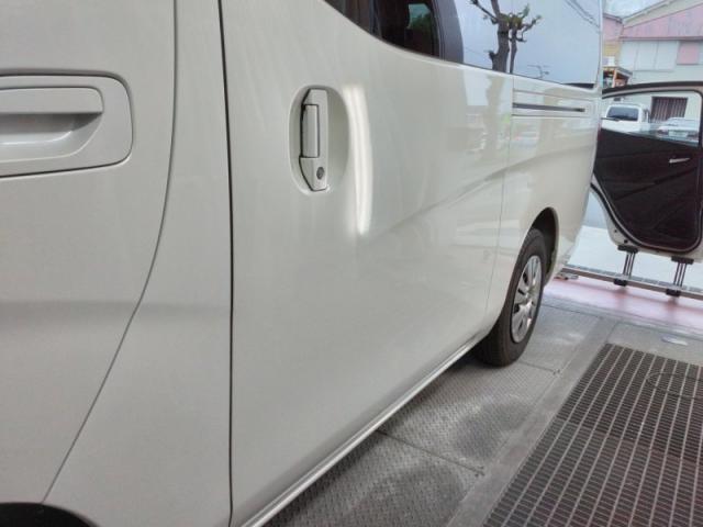 トヨタ ハイエースバン ドアの小キズ・へこみ直し 板金塗装浜松市