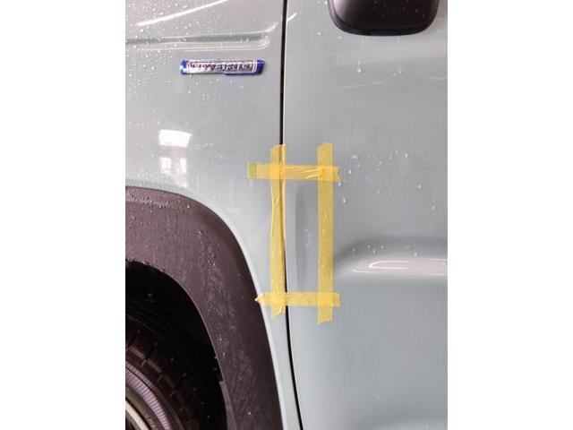 スズキ　ハスラー　フロントドアキズ・へこみ直し　浜松市カーコン工法でお安く修理！