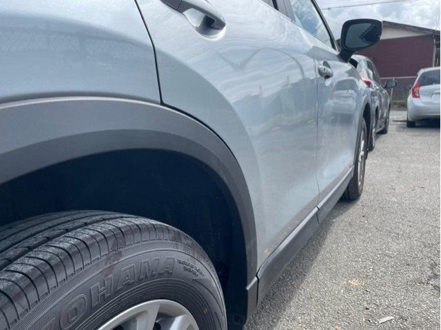 マツダ　ＣＸ－５　リアドア縦に大きなへこみ　キズ・へこみ直し