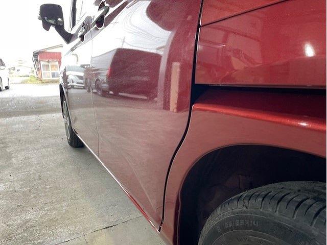 トヨタ ルーミー スライドドア・サイドシル(ドアの下)・クォーター(タイヤ横)キズ・へこみ直し 川崎市板金塗装