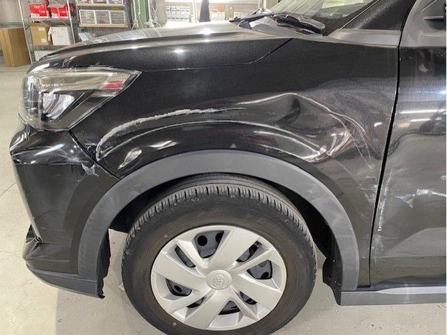 トヨタ ライズ フェンダー・フロントドア交換 バンパー・後ろドアキズ・へこみ直し 川崎市