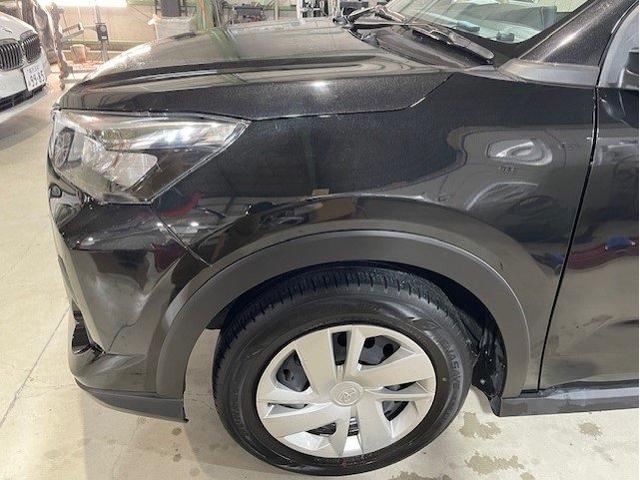 トヨタ ライズ フェンダー・フロントドア交換 バンパー・後ろドアキズ・へこみ直し 川崎市