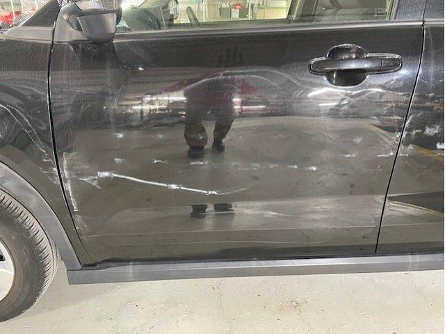 トヨタ ライズ フェンダー・フロントドア交換 バンパー・後ろドアキズ・へこみ直し 川崎市