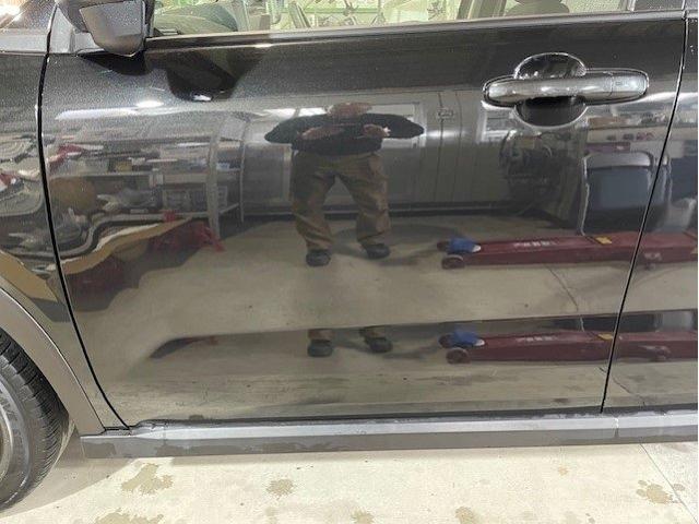 トヨタ ライズ フェンダー・フロントドア交換 バンパー・後ろドアキズ・へこみ直し 川崎市