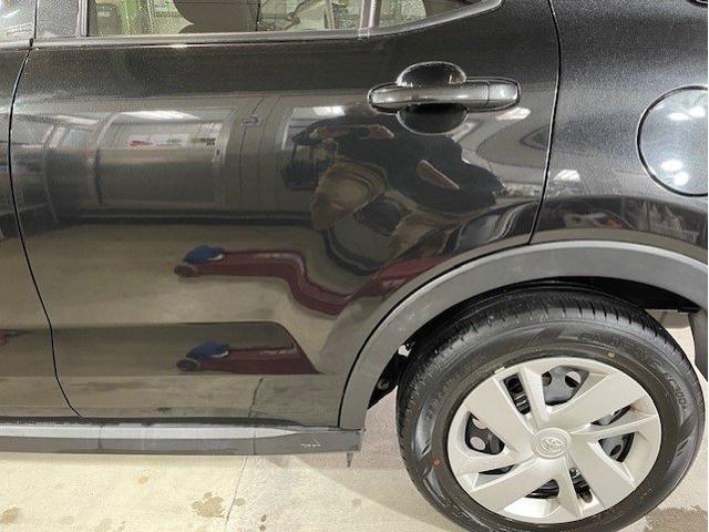 トヨタ ライズ フェンダー・フロントドア交換 バンパー・後ろドアキズ・へこみ直し 川崎市