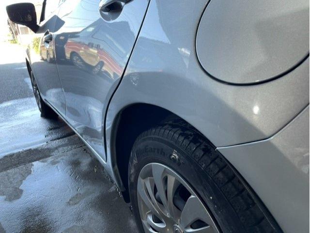 マツダ MAZDA2 リアドアへこみ大 ドア交換 サイドシル(ドアの下)キズ・へこみ直し 川崎市 カーコンビニ倶楽部