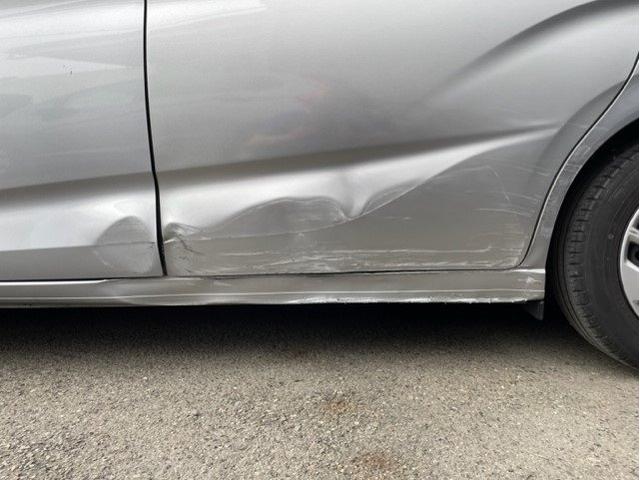 ホンダ フリード 左スライドドア損傷大 ドア交換 トランク・バンパーキズ・へこみ直し 事故修理川崎市 カーコンビニ倶楽部