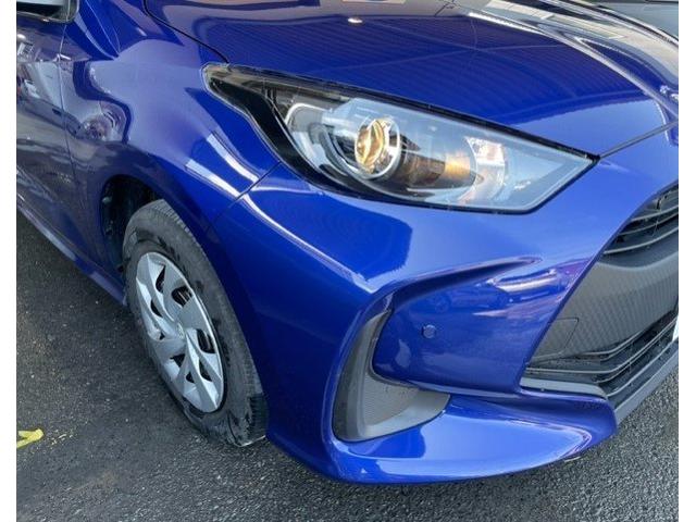 トヨタ ヤリス バンパー交換 フェンダー(前タイヤ上)キズ・へこみ直し 川崎市 板金塗装