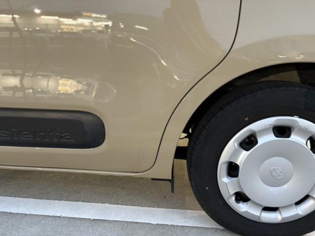 トヨタ シエンタ スライドドア・クォーター(Rタイヤ横)キズ・へこみ直し 板金塗装