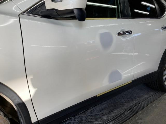 日産 エクストレイル ドアキズ・へこみ直し 那須塩原市板金塗装のお店 カーコンビニ倶楽部