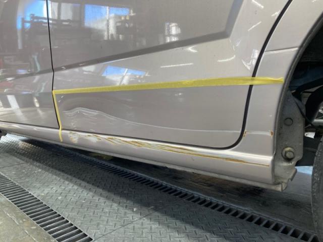 ホンダ N-BOX スライドドアとその下サイドシル キズ・へこみ直し 那須塩原市 板金塗装