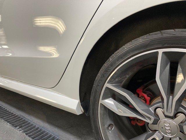 アウディ S1スポーツバック 輸入車の後ろタイヤの前 細い所キズ・へこみ直し 那須塩原市 板金塗装