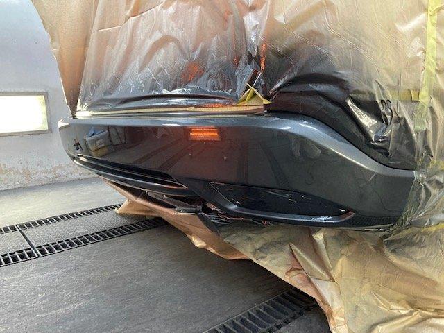 ホンダ ヴェゼル トランク(リヤゲート) バンパーキズ・へこみ直し サビあり 那須塩原市板金塗装