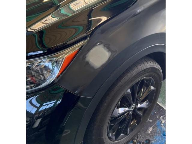 ホンダ CR-V 前タイヤ上(フェンダー) キズ・へこみ直し 埼玉県三郷市 板金塗装