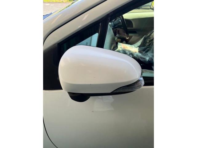 トヨタ　アクア　キズ・へこみ直し