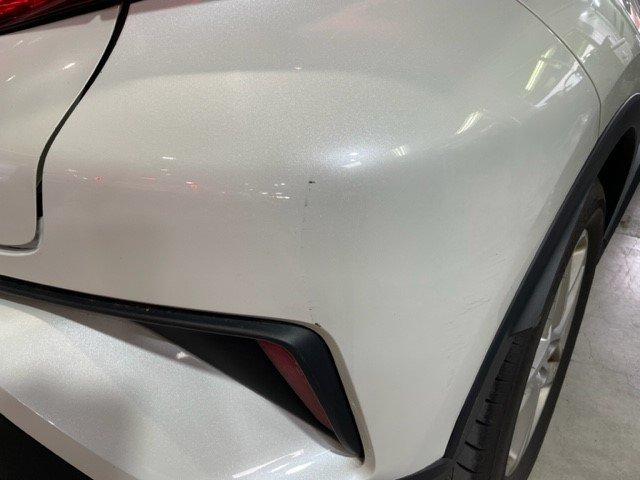 トヨタ　Ｃ－ＨＲ　バンパーガード交換　黒いところ　キズ・へこみ直し　伊勢原市車修理