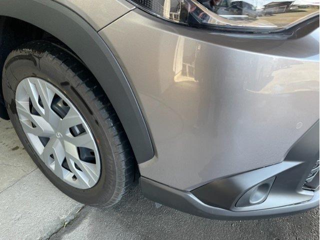 トヨタ　カローラクロス　フロントバンパー・フェンダー（ライト横）キズ・へこみ直し　伊勢原市　車修理