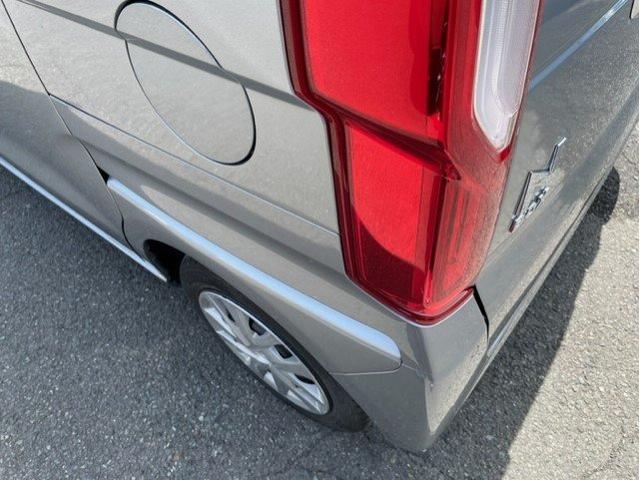 ホンダ　Ｎ－ＢＯＸ　リアバンパー割れ・クォーター(リヤタイヤ上)へこみキズ・へこみ直し