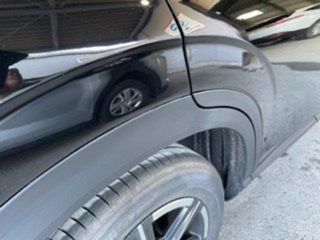 ホンダ　ヴェゼル　右後ろタイヤ上（クォーター）　キズ・へこみ直し　伊勢原市　車板金塗装