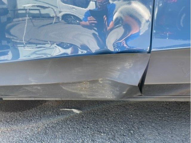 トヨタ　ヤリスクロス　フロントドア　大きなキズ・へこみ直し　伊勢原市