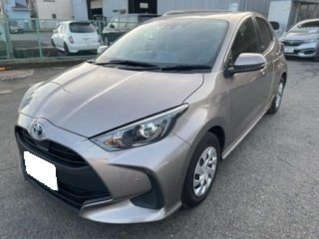 トヨタ　アクア　電柱接触へこみ大　リヤドア・クォーター（Rタイヤ上）キズ・へこみ直し　伊勢原市