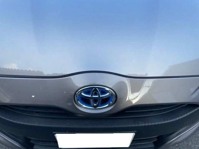 トヨタ　ヤリスクロス　ボンネットへこみ　ボンネット交換　伊勢原市　板金塗装カーコンビニ倶楽部