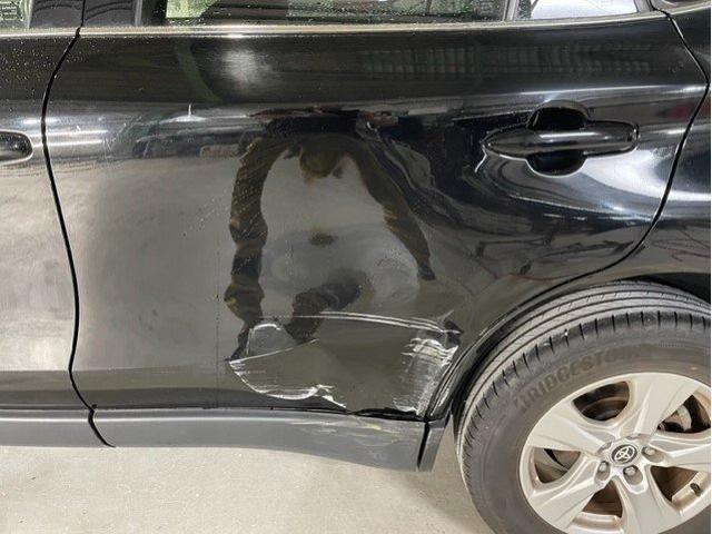 トヨタ ハリアー リアドアパネル損傷大 ドア交換・クォーター(リヤタイヤ横)キズ・へこみ直し 相模原市