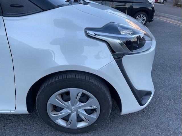 トヨタ シエンタ フロントバンパー・フェンダー(ライト横)キズ・へこみ直し