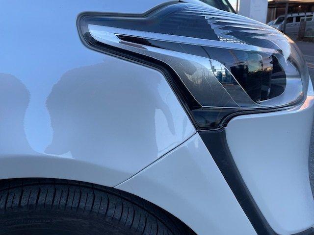 トヨタ シエンタ フロントバンパー・フェンダー(ライト横)キズ・へこみ直し